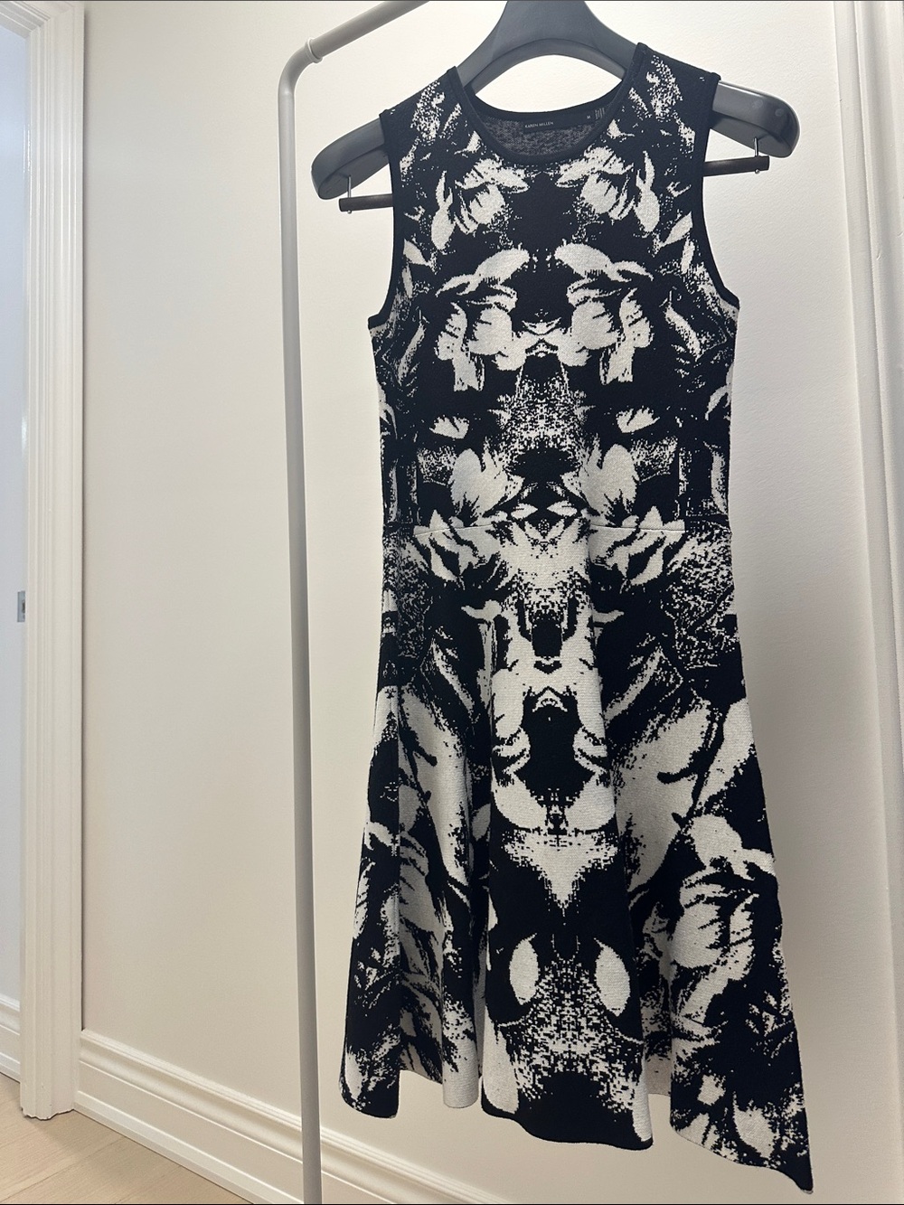 Karen Millen Black and White Sleeveless A-Line Dress